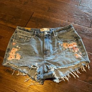 Garage Festival Short